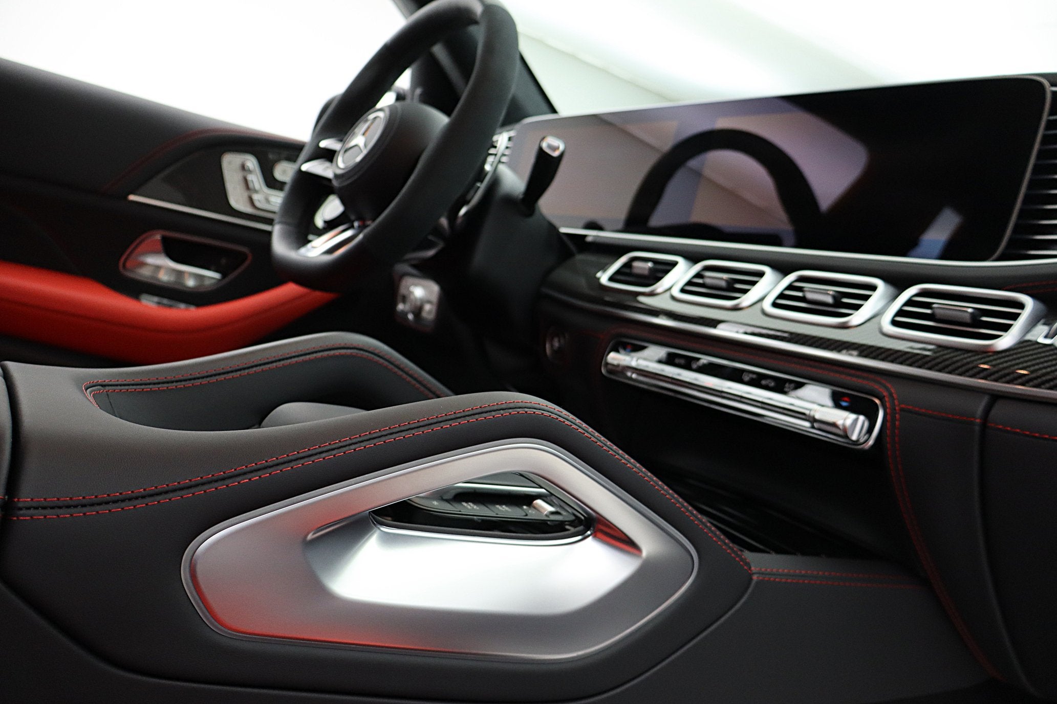 2025 Mercedes-Benz GLE AMG® 63 S