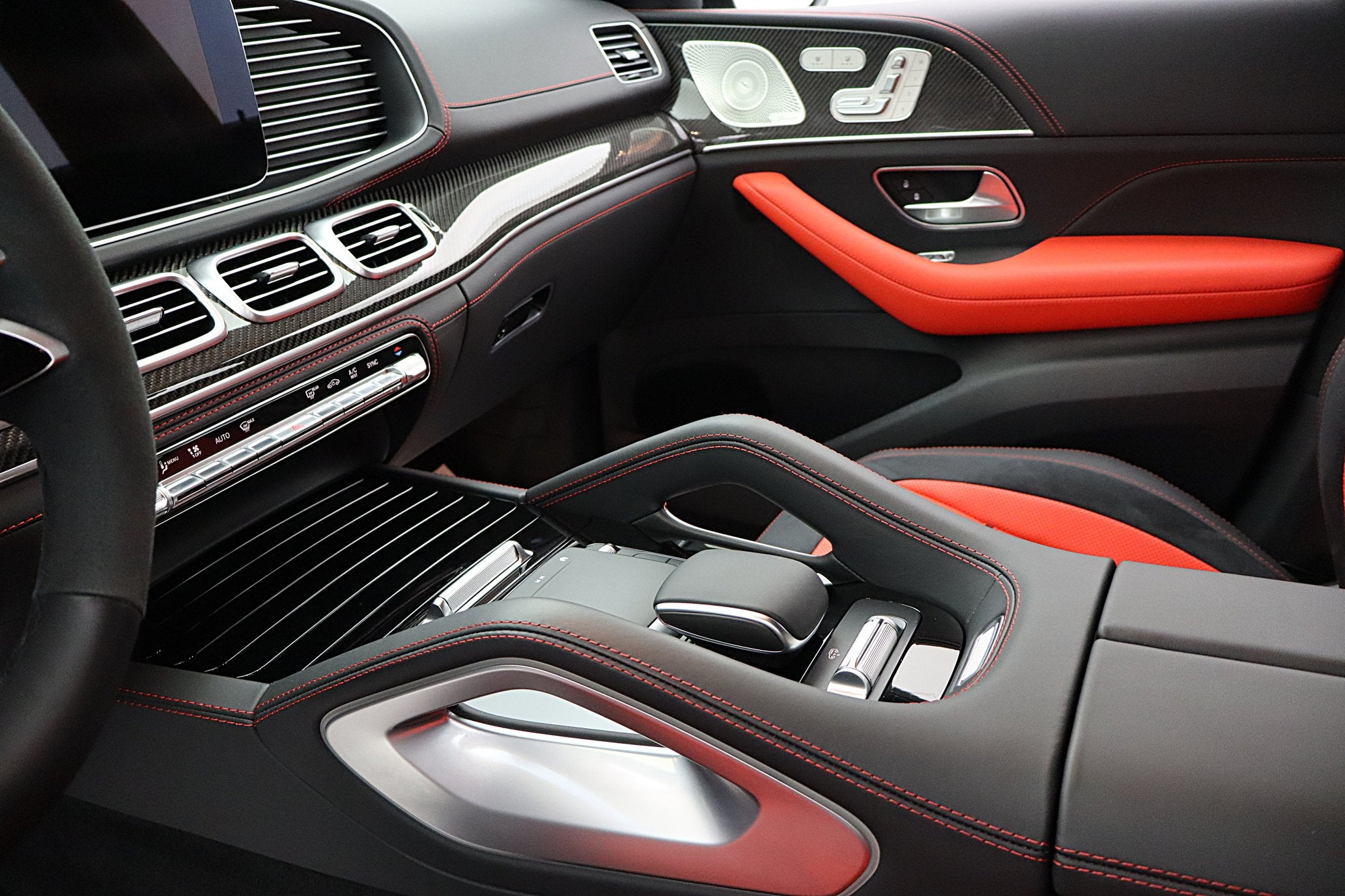 2025 Mercedes-Benz GLE AMG® 63 S