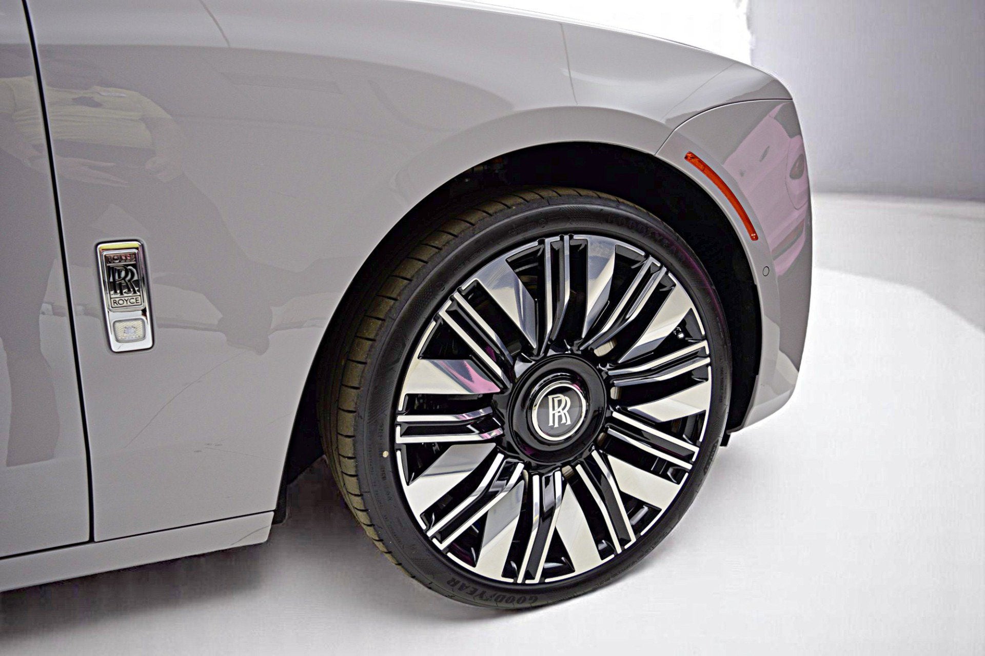 2025 Rolls-Royce Ghost NA