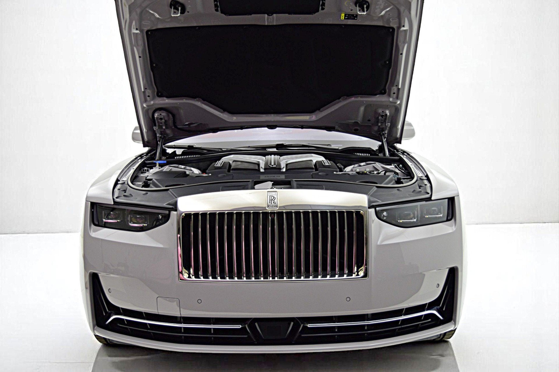 2025 Rolls-Royce Ghost NA