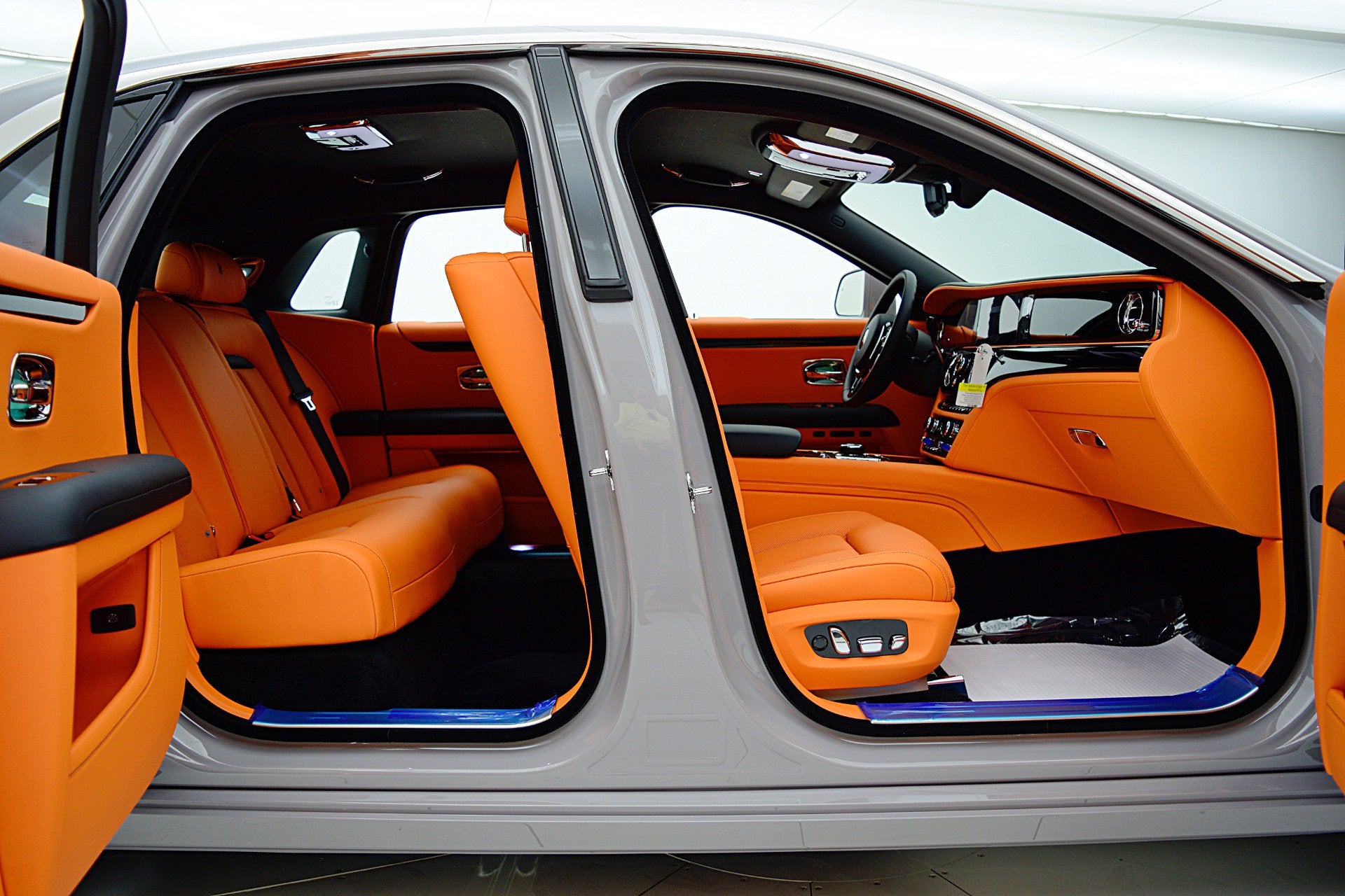 2025 Rolls-Royce Ghost NA