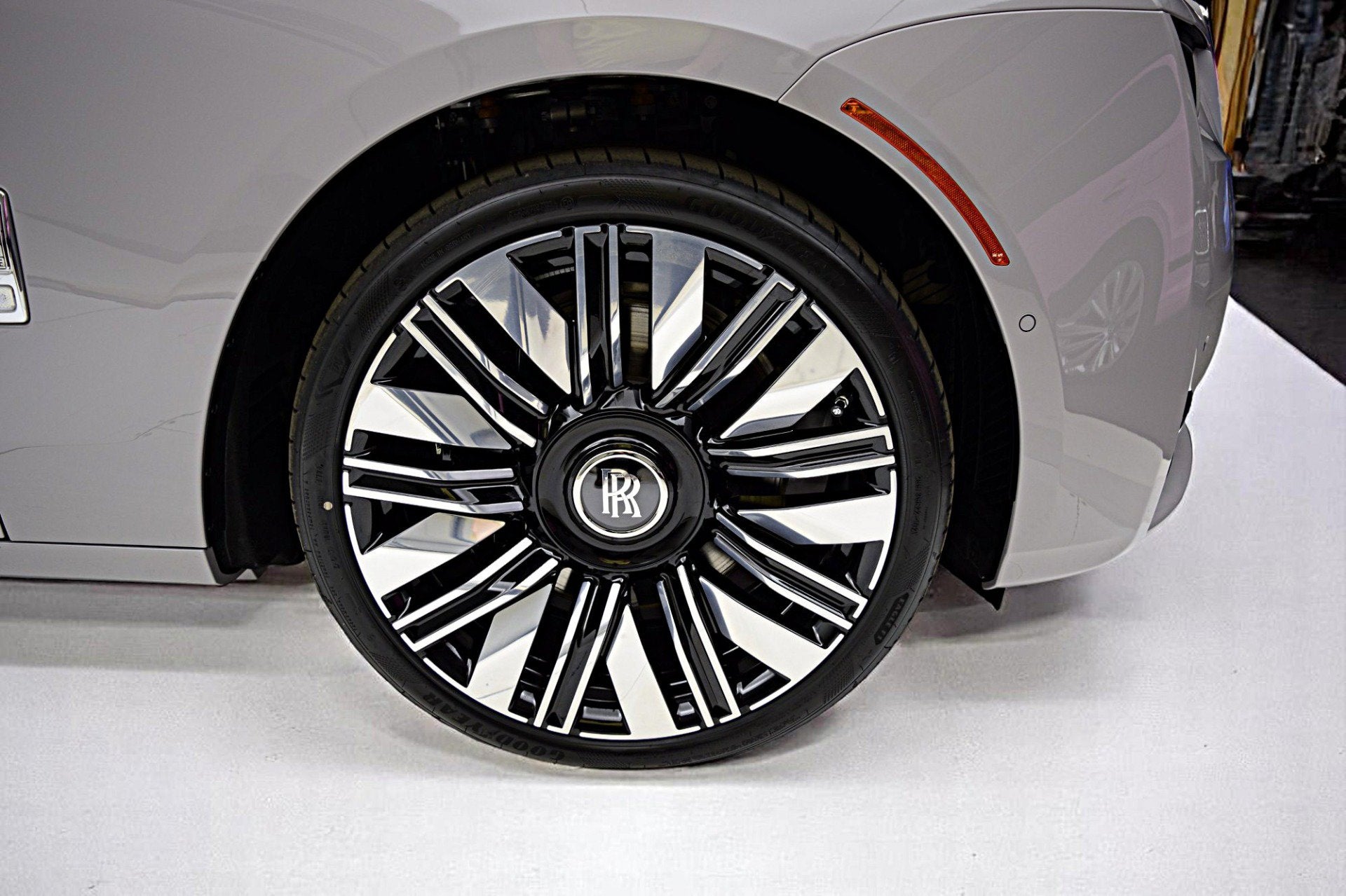 2025 Rolls-Royce Ghost NA
