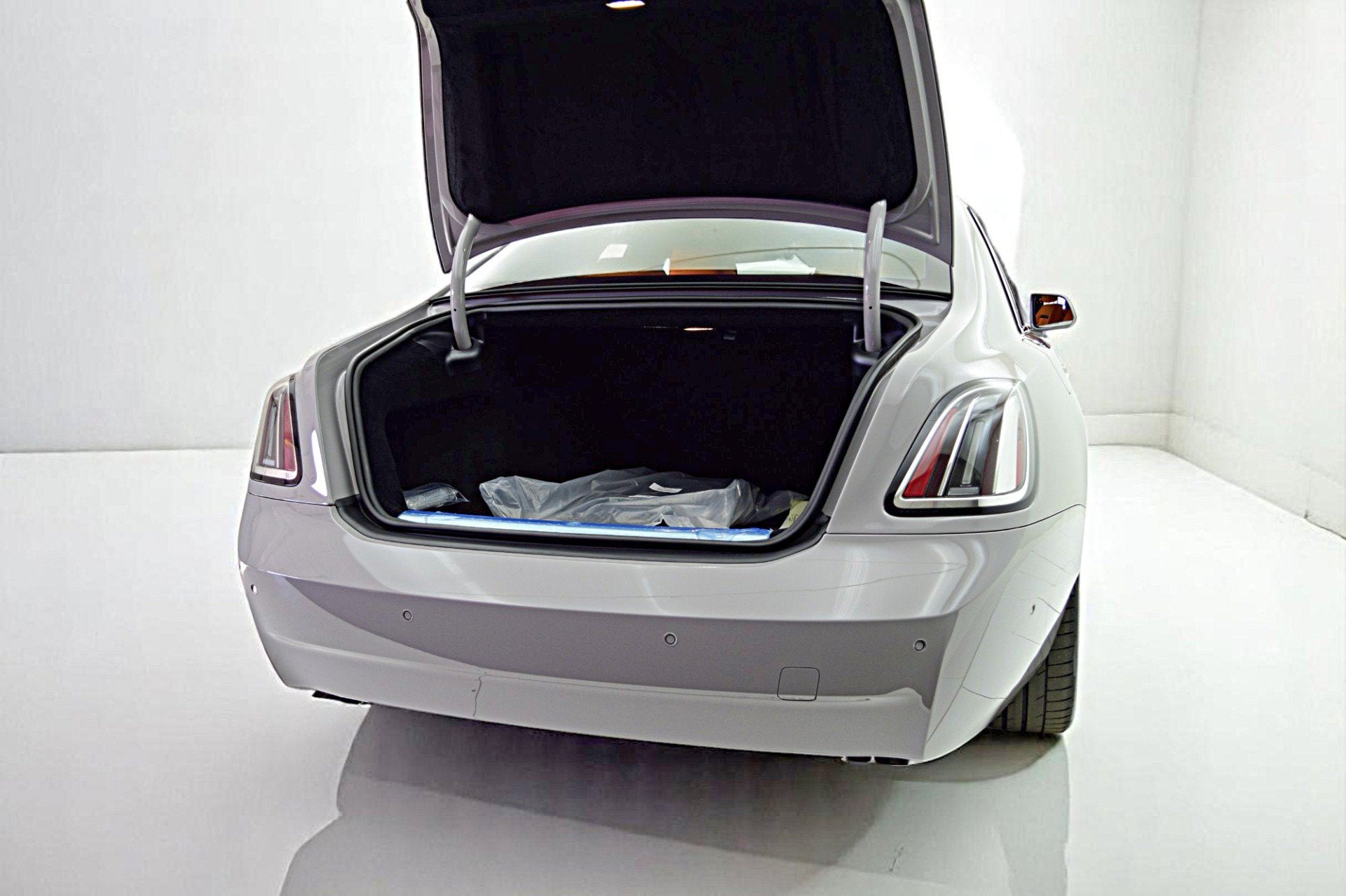 2025 Rolls-Royce Ghost NA