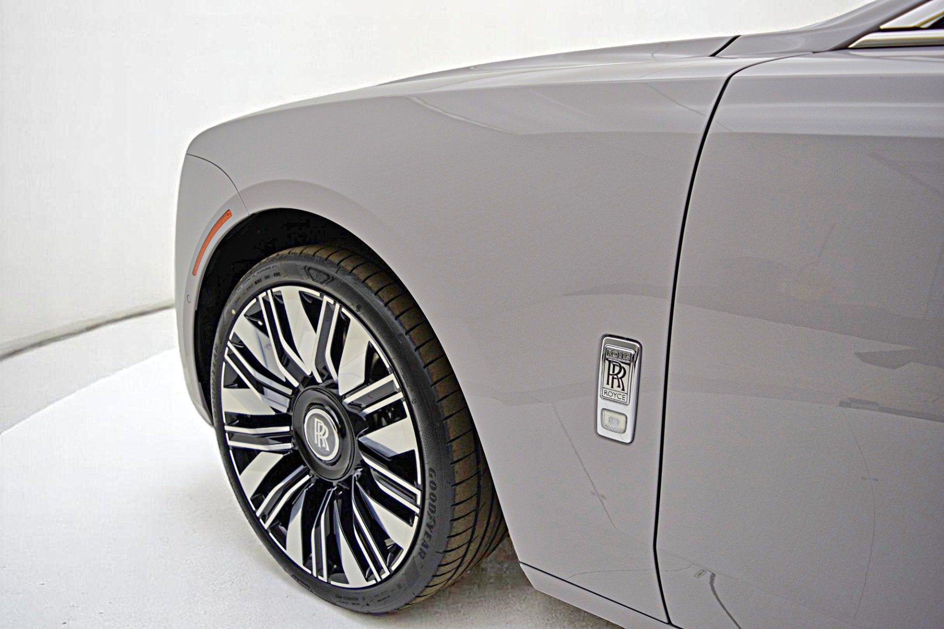 2025 Rolls-Royce Ghost NA