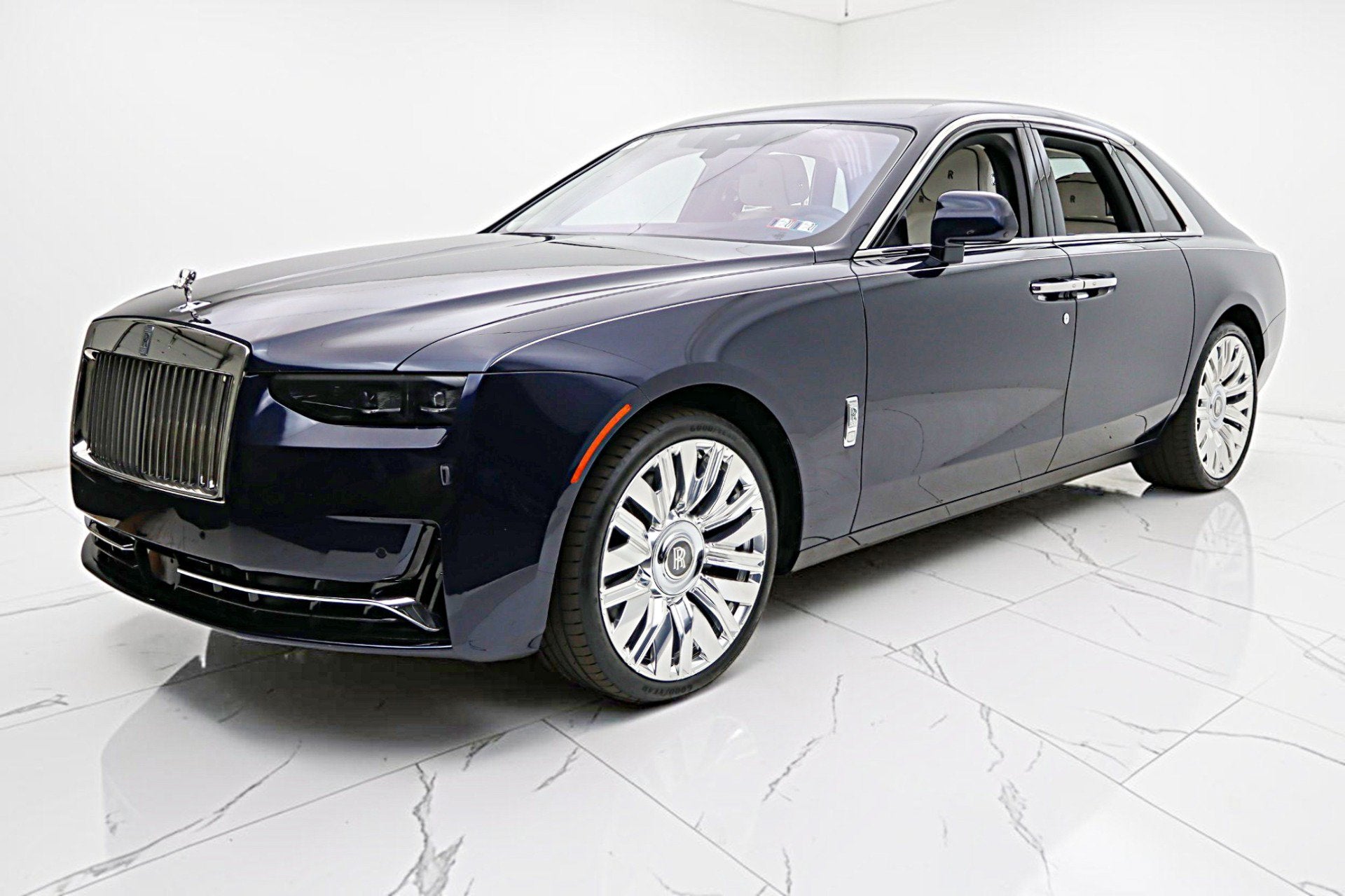 2025 Rolls-Royce Ghost /LEASE OPTIONS AVAILABLE