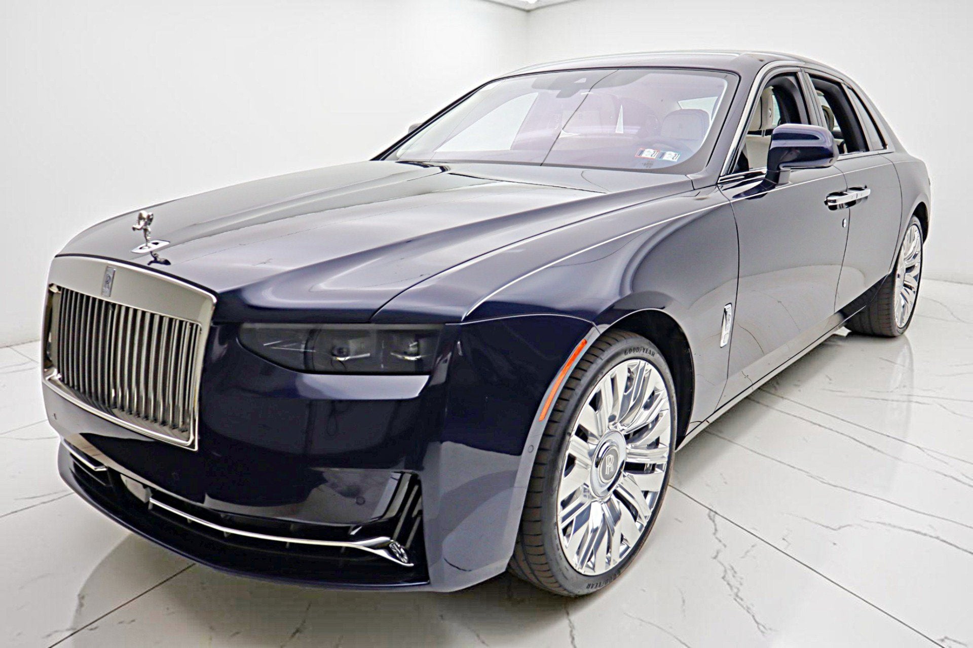 2025 Rolls-Royce Ghost /LEASE OPTIONS AVAILABLE