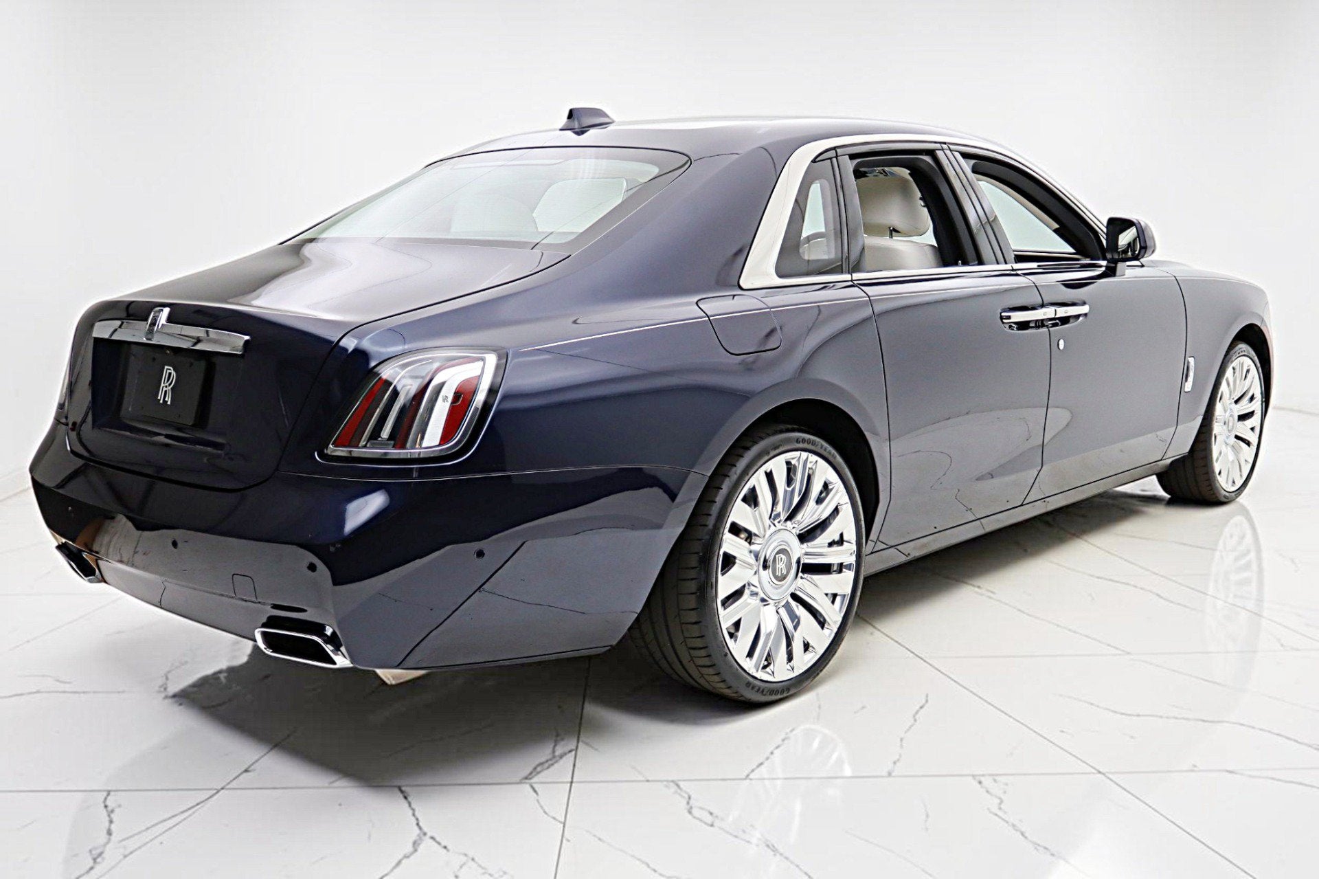2025 Rolls-Royce Ghost /LEASE OPTIONS AVAILABLE