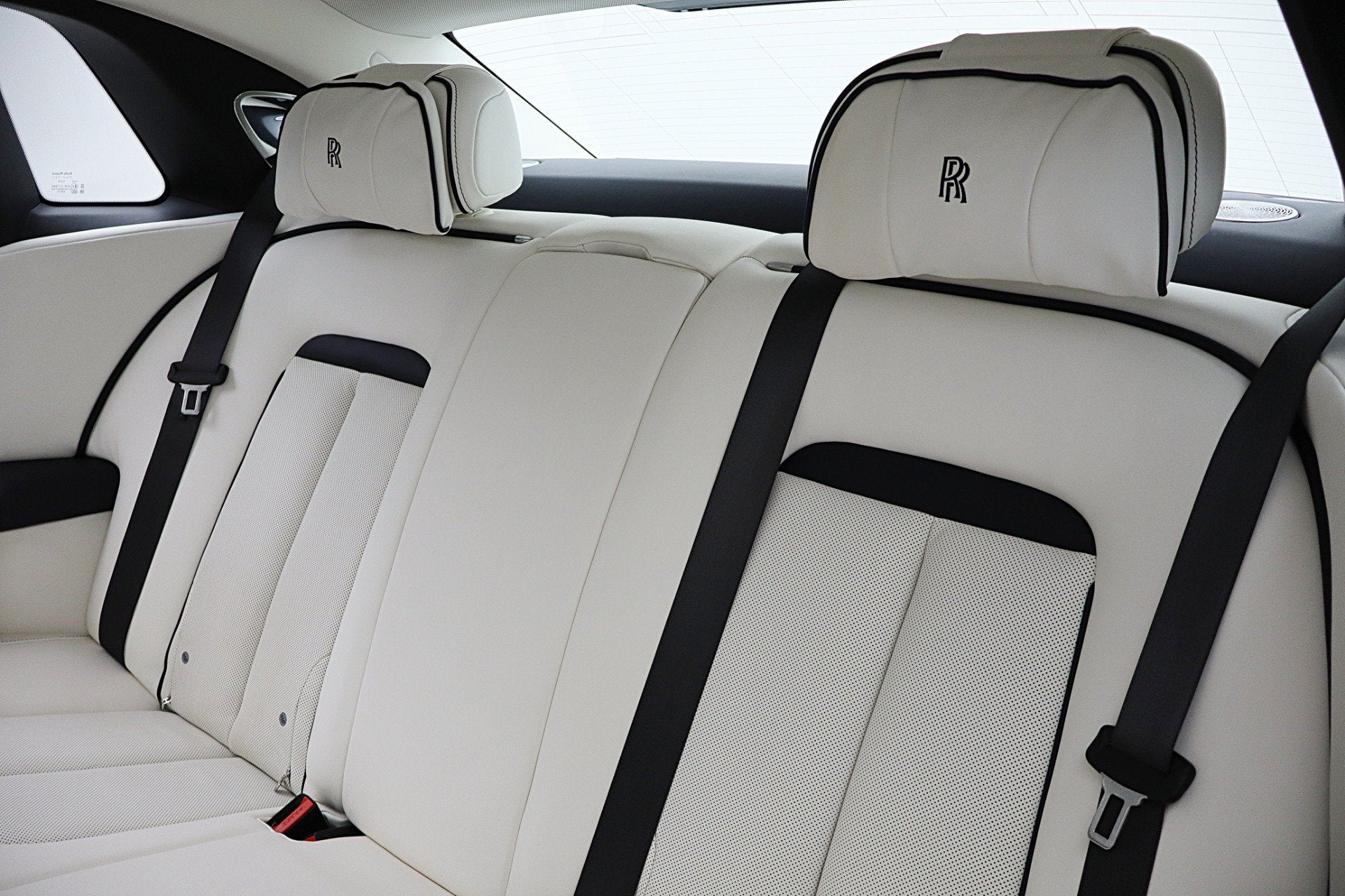 2025 Rolls-Royce Ghost /LEASE OPTIONS AVAILABLE