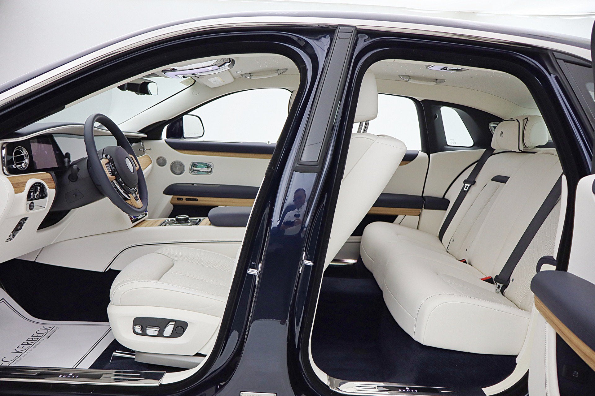 2025 Rolls-Royce Ghost /LEASE OPTIONS AVAILABLE