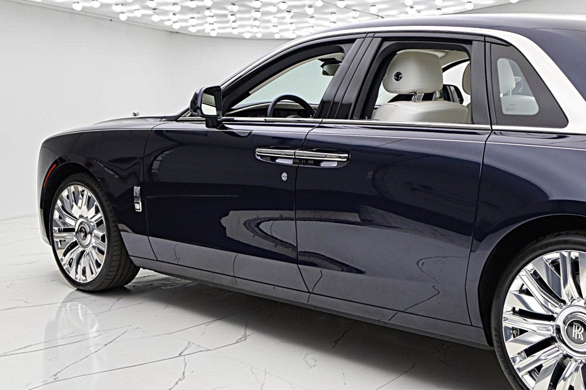 2025 Rolls-Royce Ghost /LEASE OPTIONS AVAILABLE