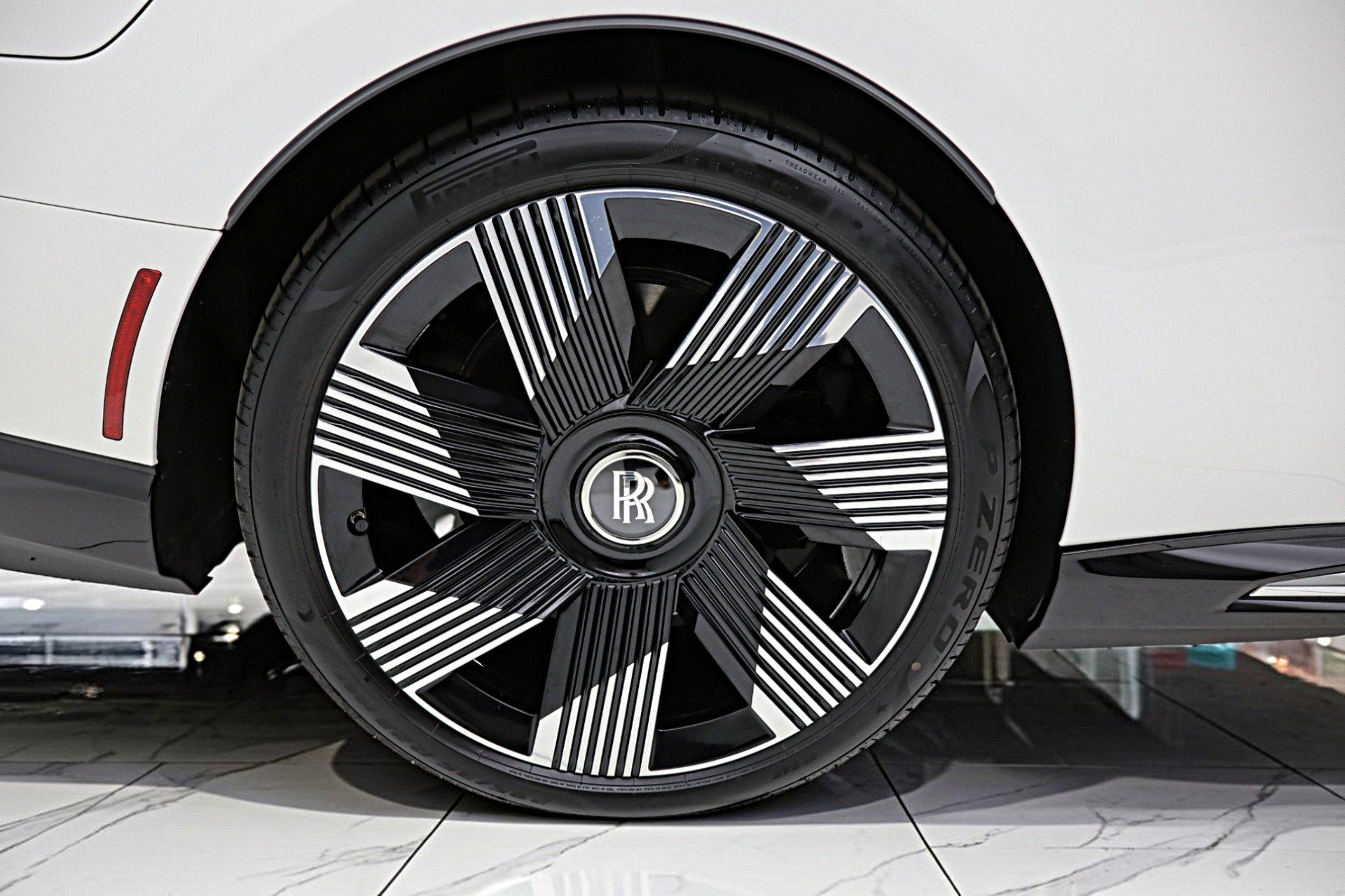 2026 Rolls-Royce Spectre /LEASE OPTIONS AVAILABLE