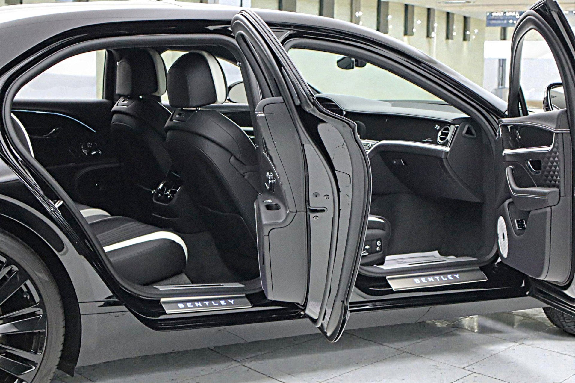 2023 Bentley Flying Spur Speed/LEASE OPTIONS AVAILABLE