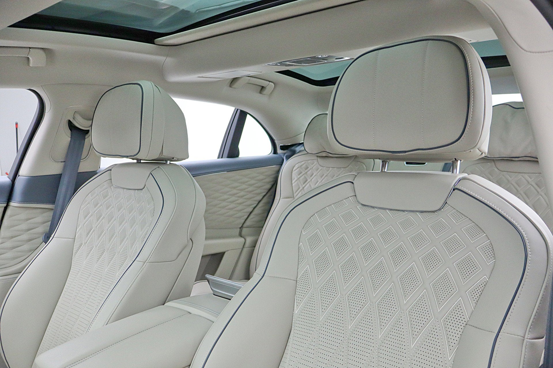 2023 Bentley Flying Spur Azure V8/LEASE OPTIONS AVAILABLE