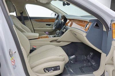 2023 Bentley Flying Spur Azure V8/LEASE OPTIONS AVAILABLE