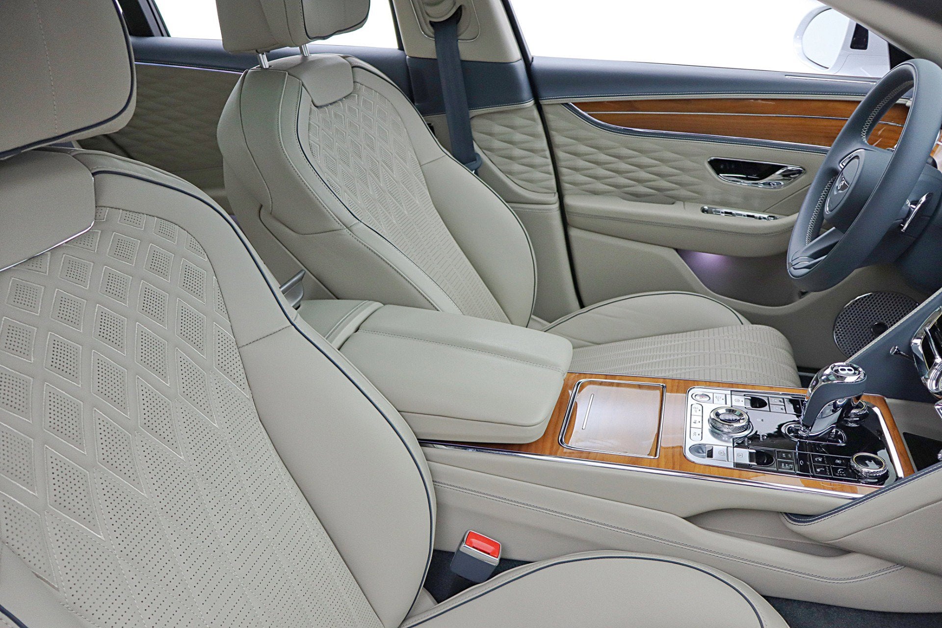 2023 Bentley Flying Spur Azure V8/LEASE OPTIONS AVAILABLE