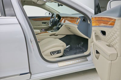 2023 Bentley Flying Spur Azure V8/LEASE OPTIONS AVAILABLE