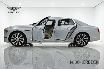 2023 Bentley Flying Spur Azure V8/LEASE OPTIONS AVAILABLE