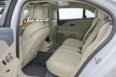 2023 Bentley Flying Spur Azure V8/LEASE OPTIONS AVAILABLE