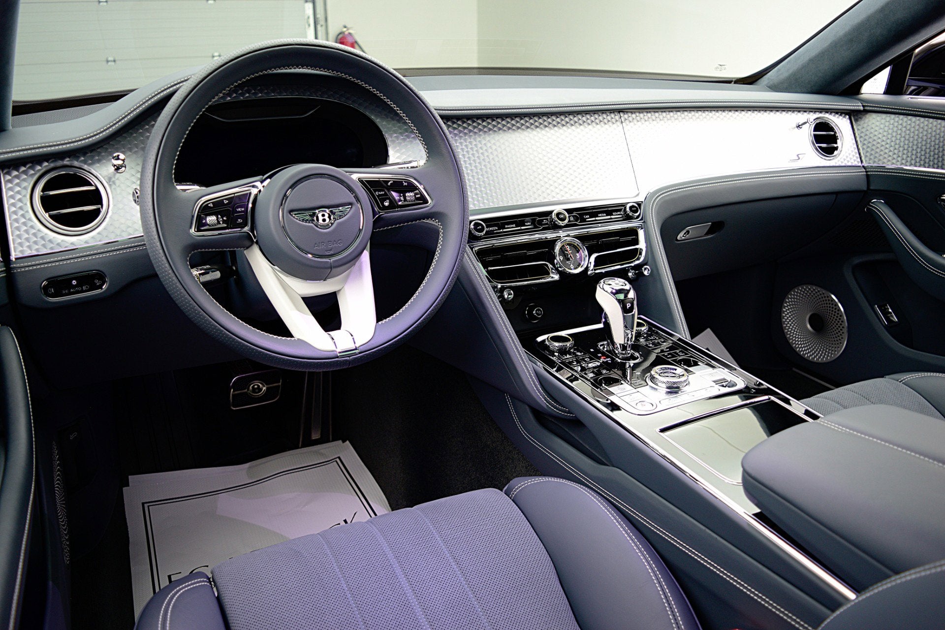 2023 Bentley Flying Spur V8 S/LEASE OPTIONS AVAILABLE