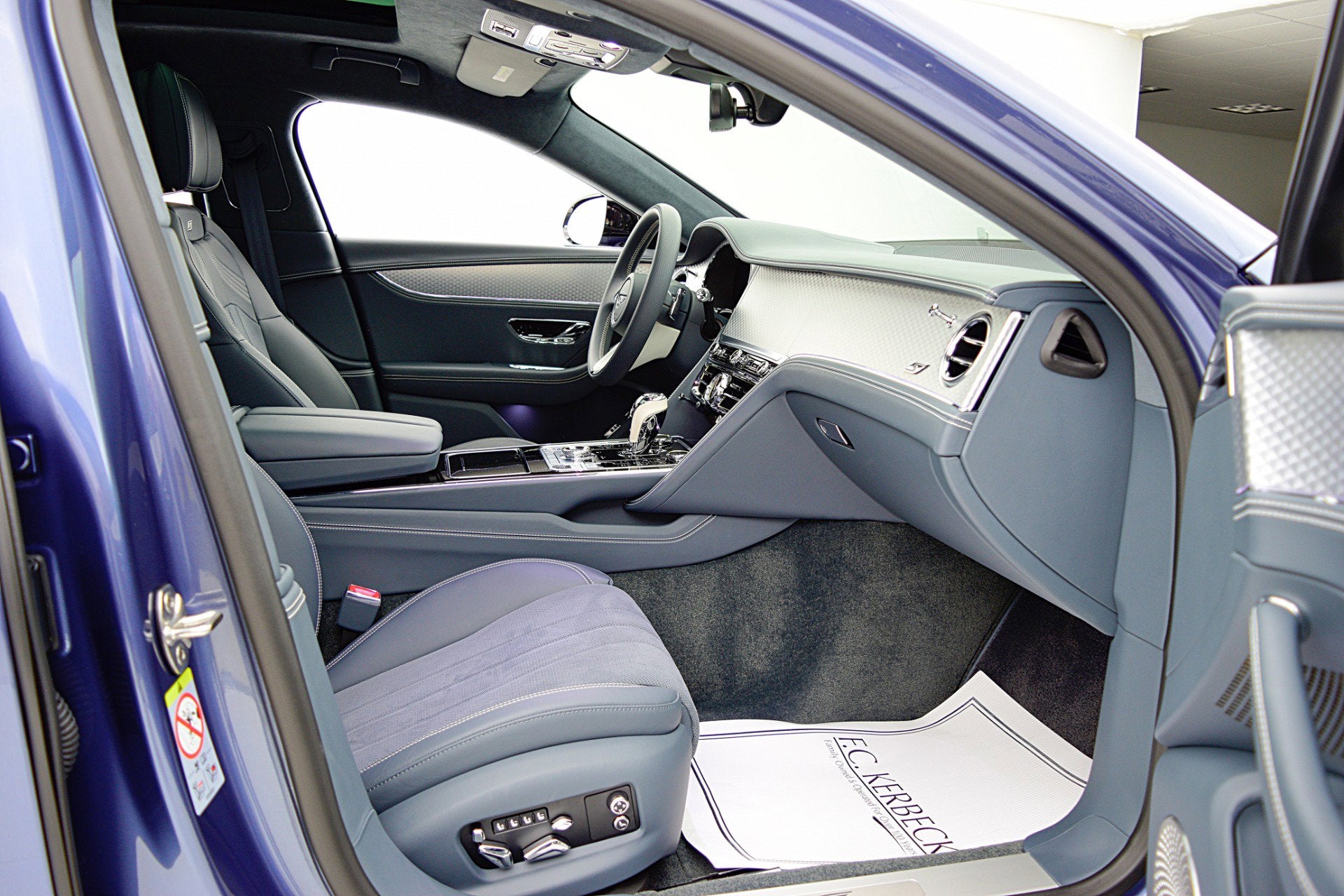 2023 Bentley Flying Spur V8 S/LEASE OPTIONS AVAILABLE