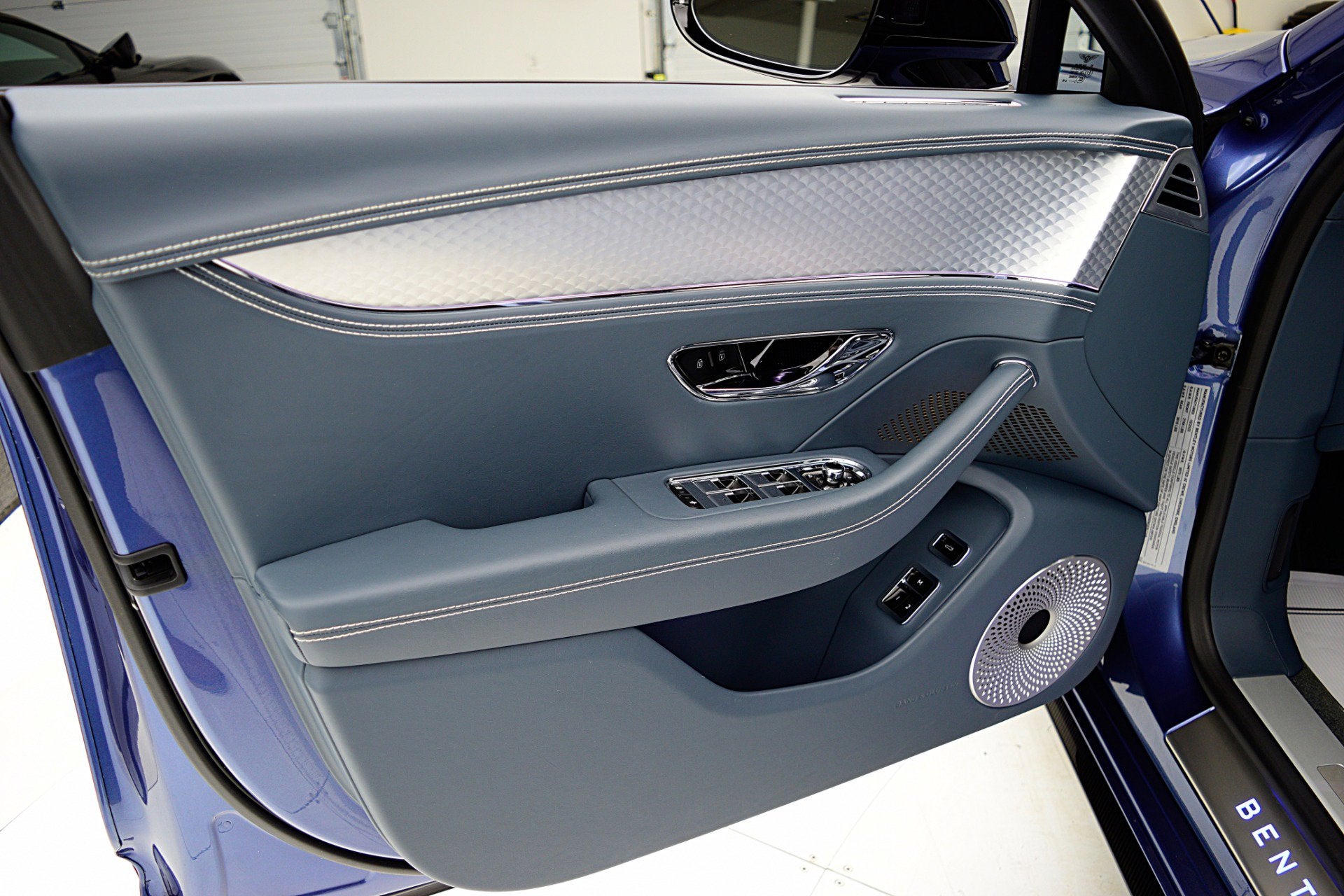 2023 Bentley Flying Spur V8 S/LEASE OPTIONS AVAILABLE