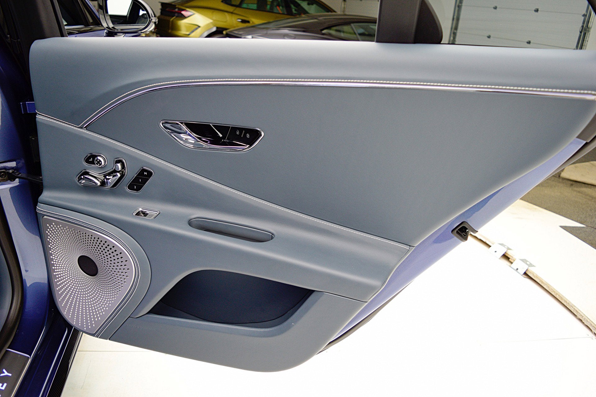 2023 Bentley Flying Spur V8 S/LEASE OPTIONS AVAILABLE