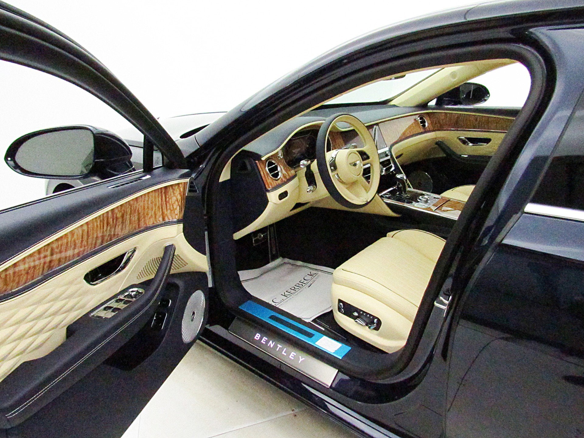 2022 Bentley Flying Spur V8/LEASE OPTIONS AVAILABLE