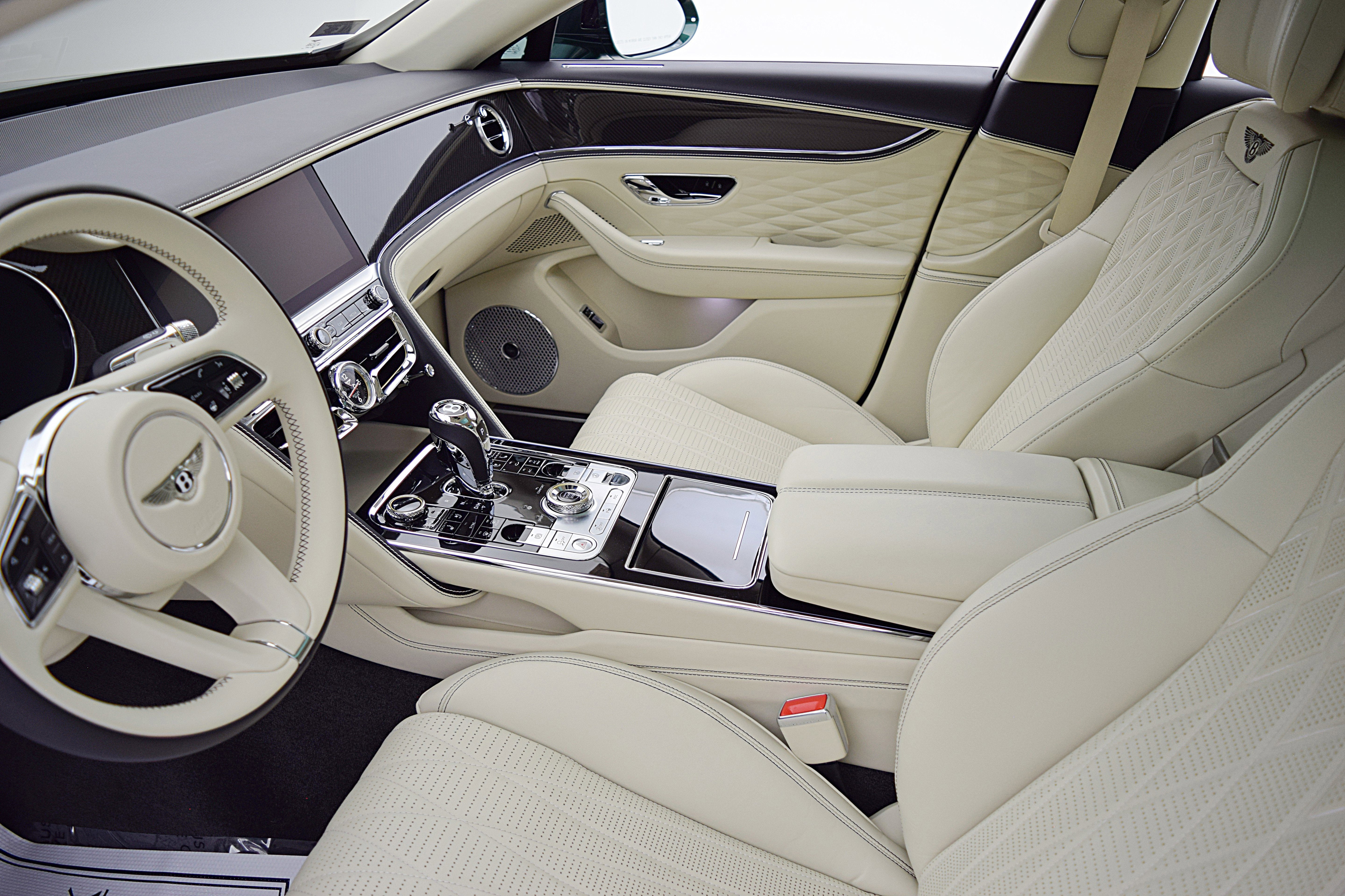 2022 Bentley Flying Spur V8