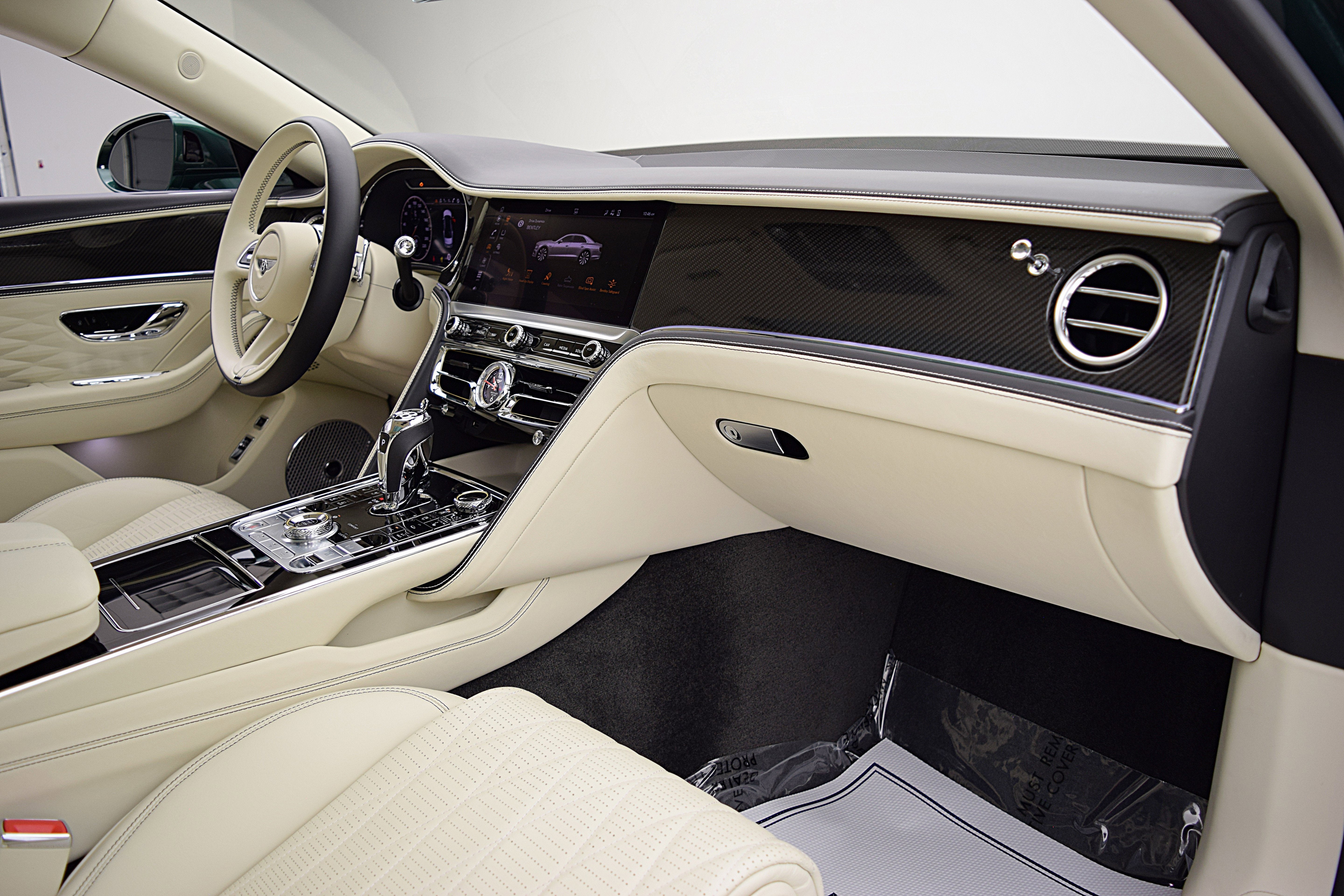 2022 Bentley Flying Spur V8