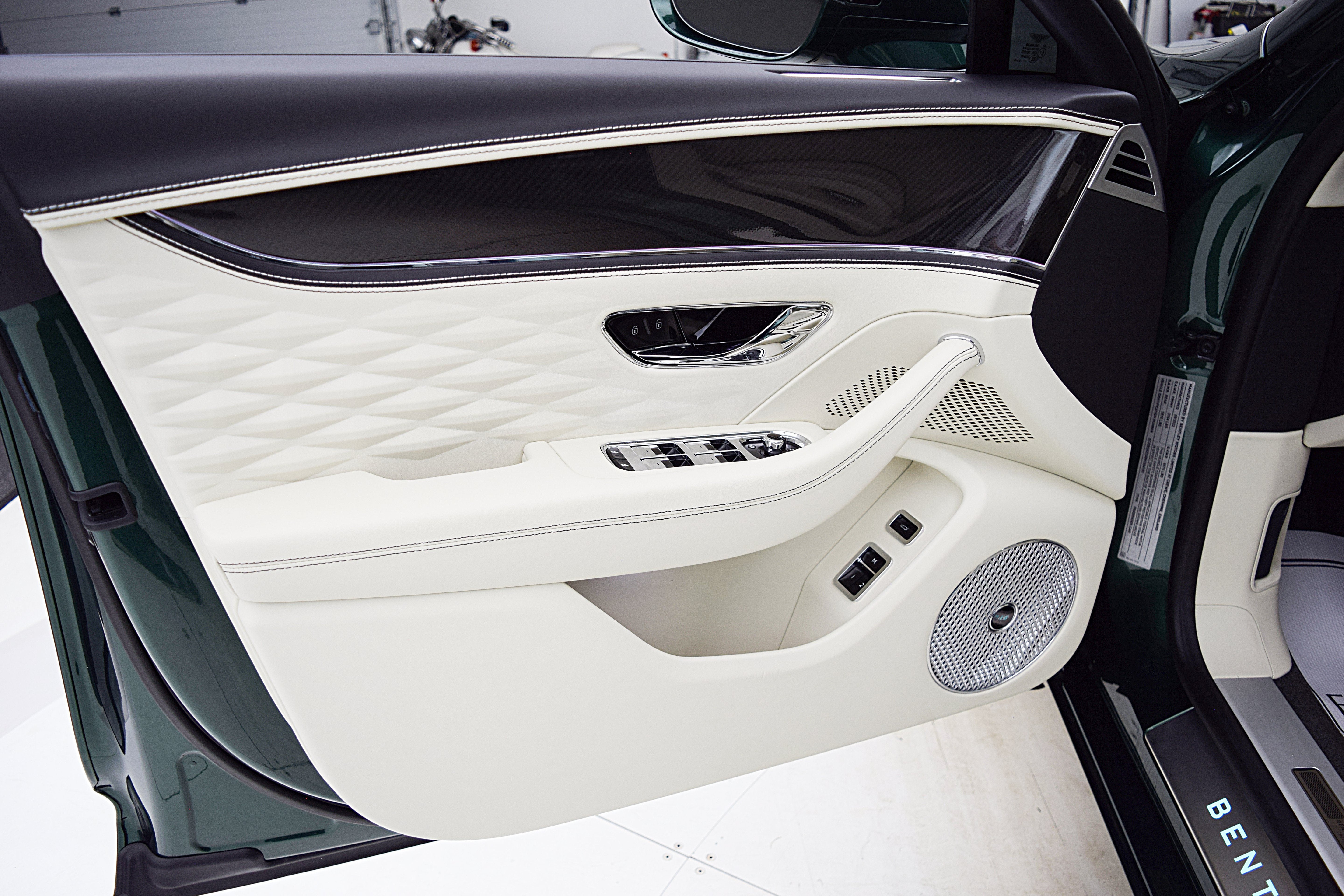2022 Bentley Flying Spur V8