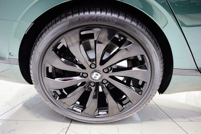 2022 Bentley Flying Spur V8