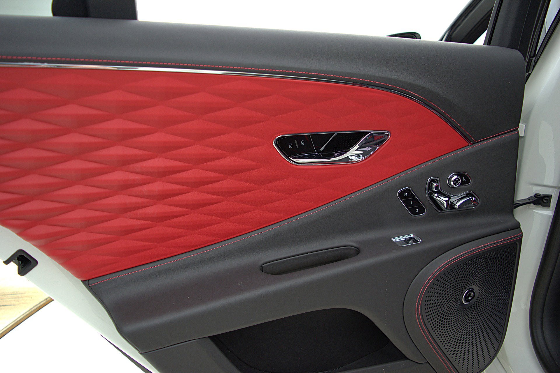 2023 Bentley Flying Spur S V8/LEASE OPTION AVAILABLE