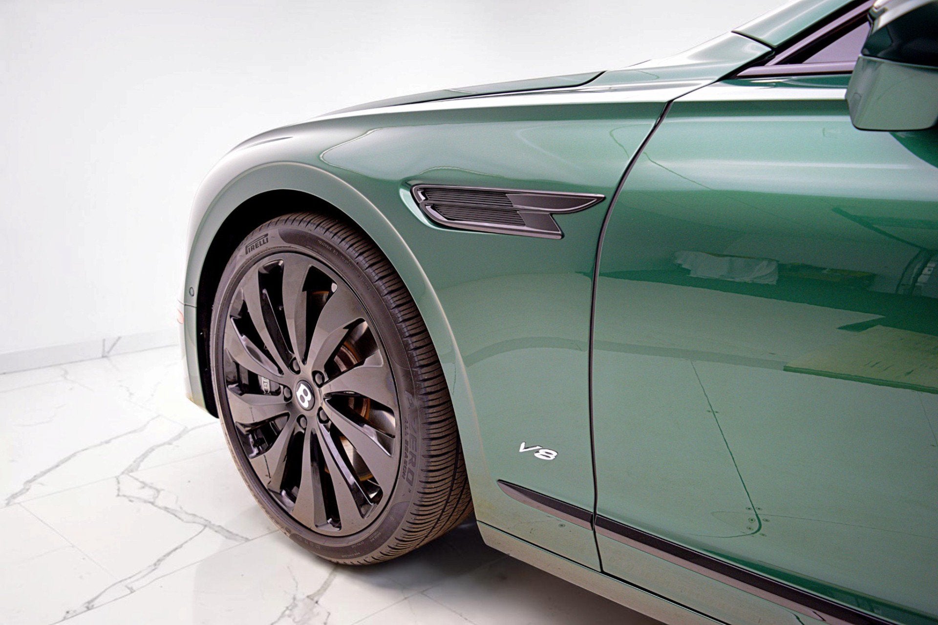 2022 Bentley Flying Spur V8