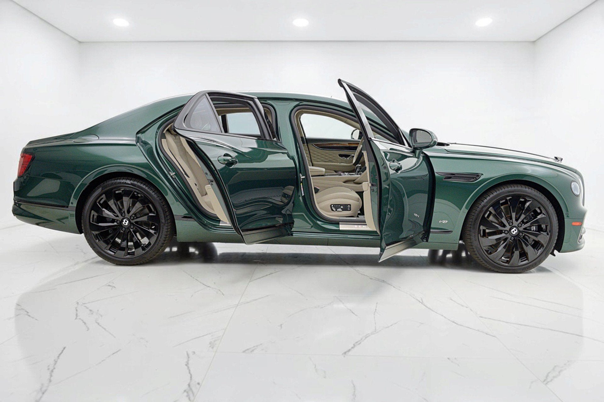 2022 Bentley Flying Spur V8