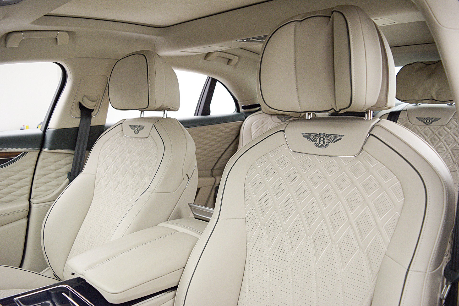 2022 Bentley Flying Spur V8