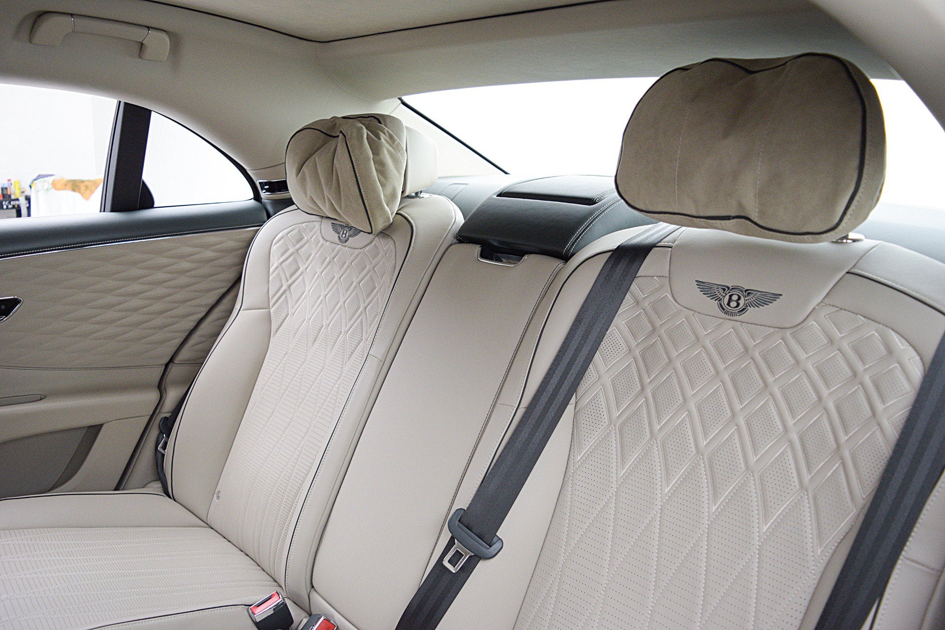 2022 Bentley Flying Spur V8