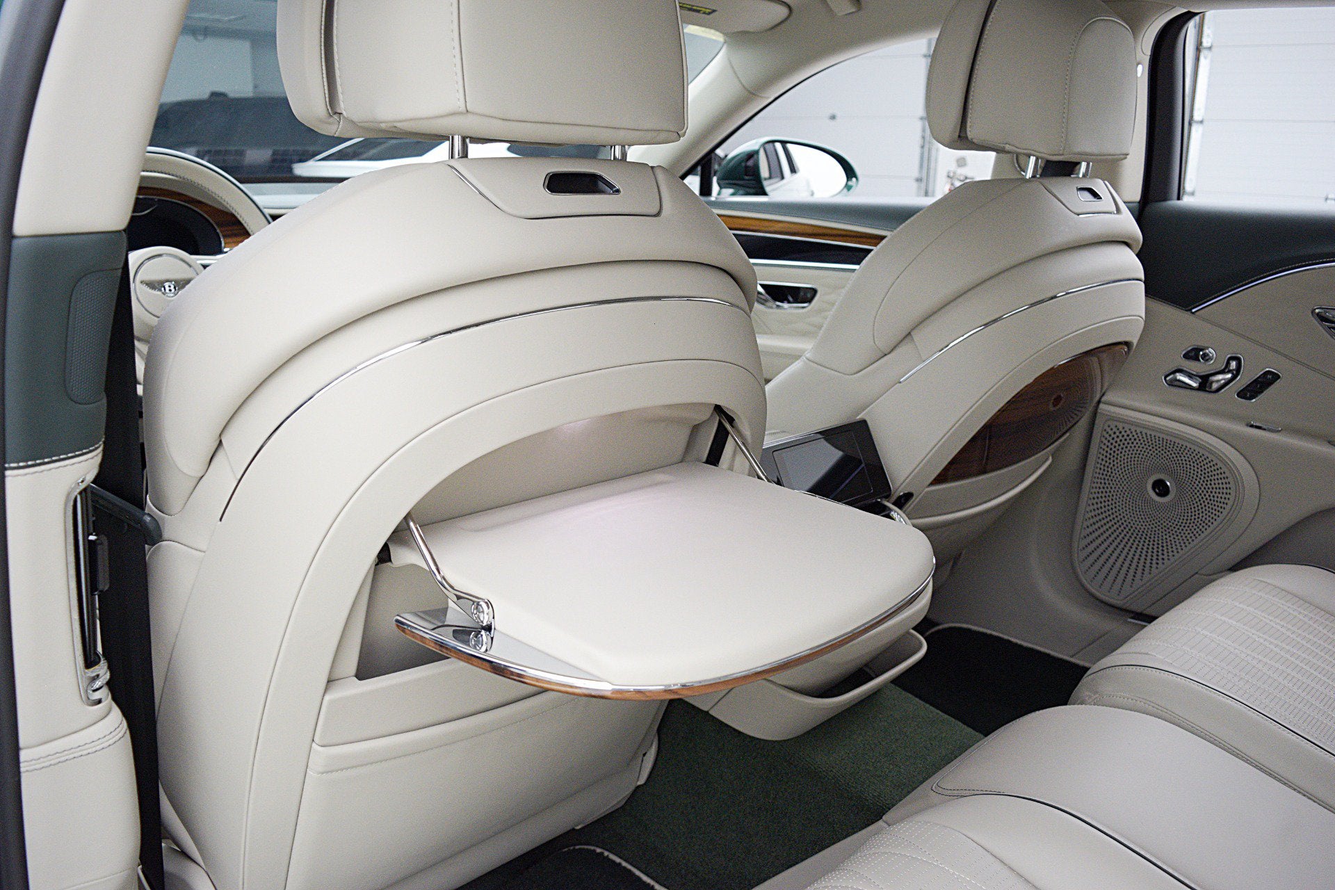 2022 Bentley Flying Spur V8