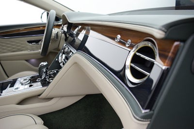 2022 Bentley Flying Spur V8