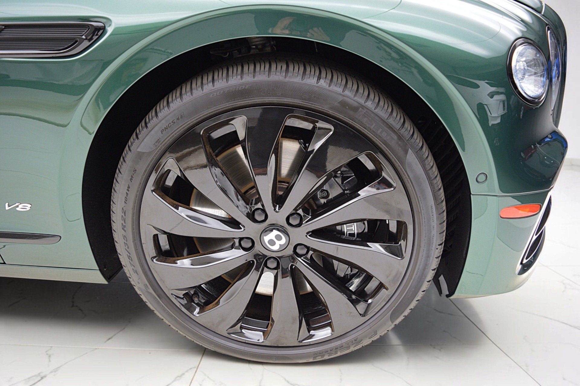 2022 Bentley Flying Spur V8