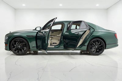 2022 Bentley Flying Spur V8