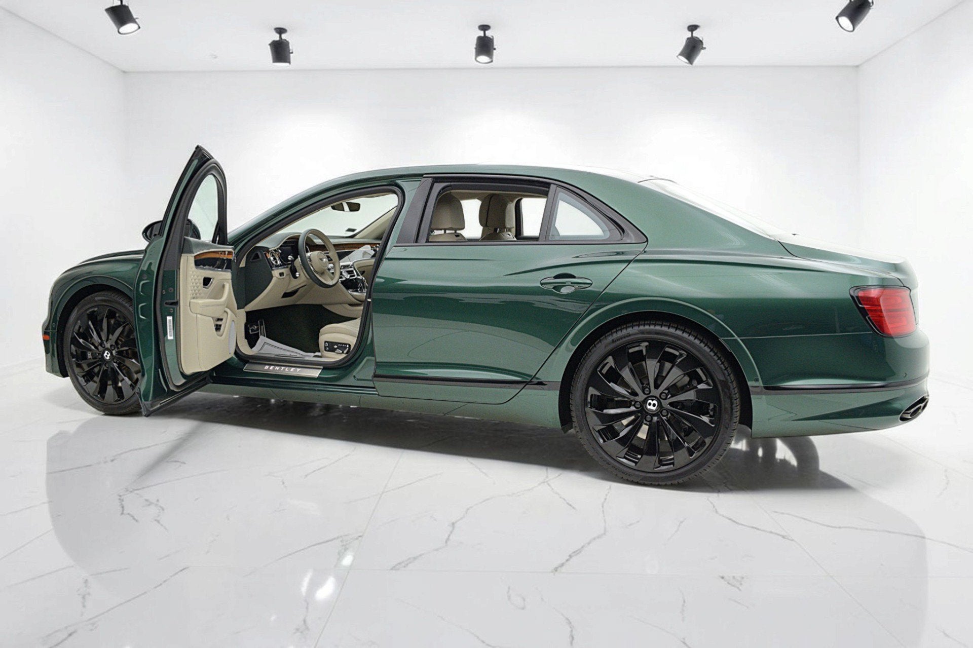 2022 Bentley Flying Spur V8
