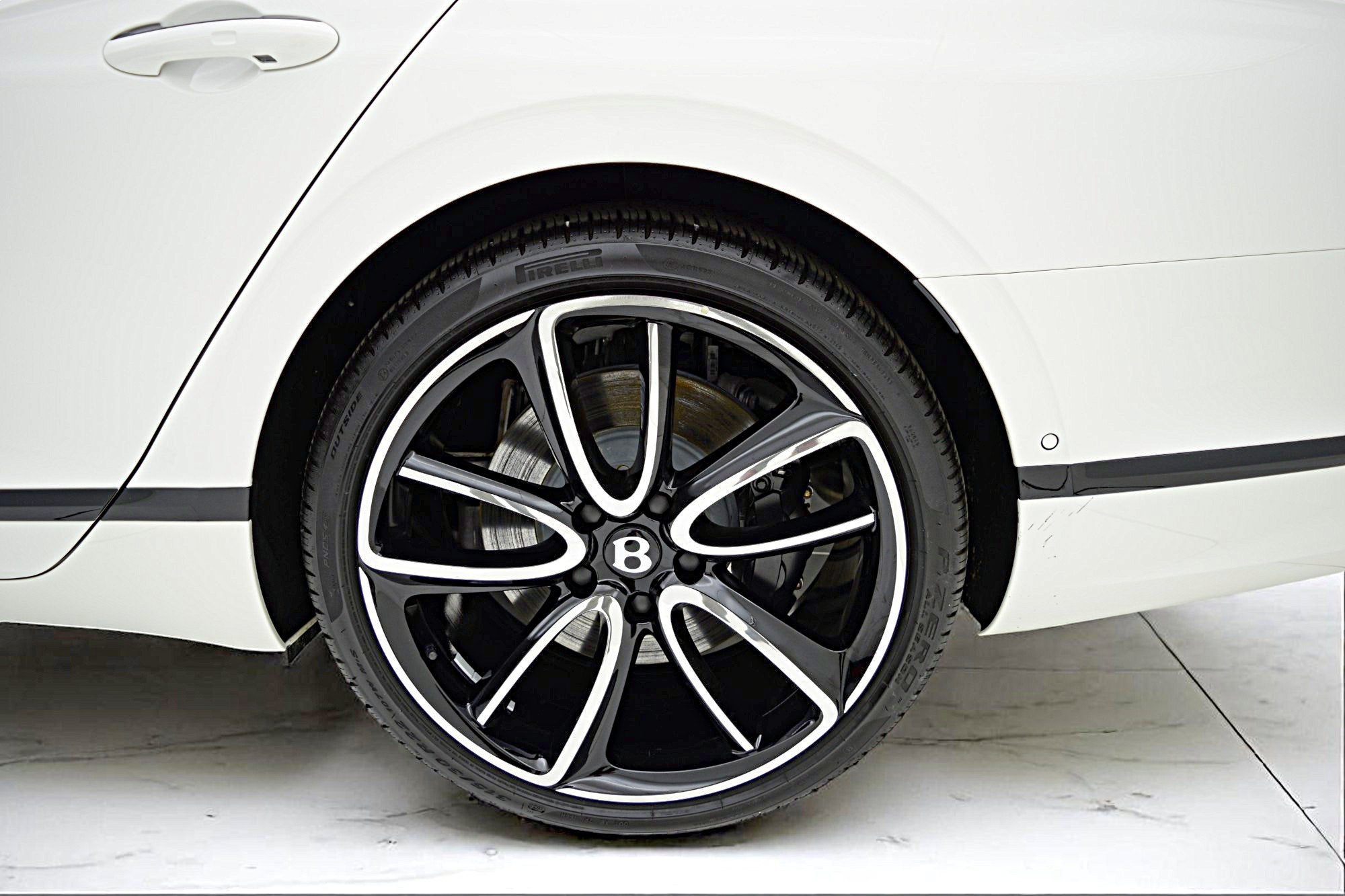 2024 Bentley Flying Spur Edition 8/LEASE OPTIONS AVAILABLE