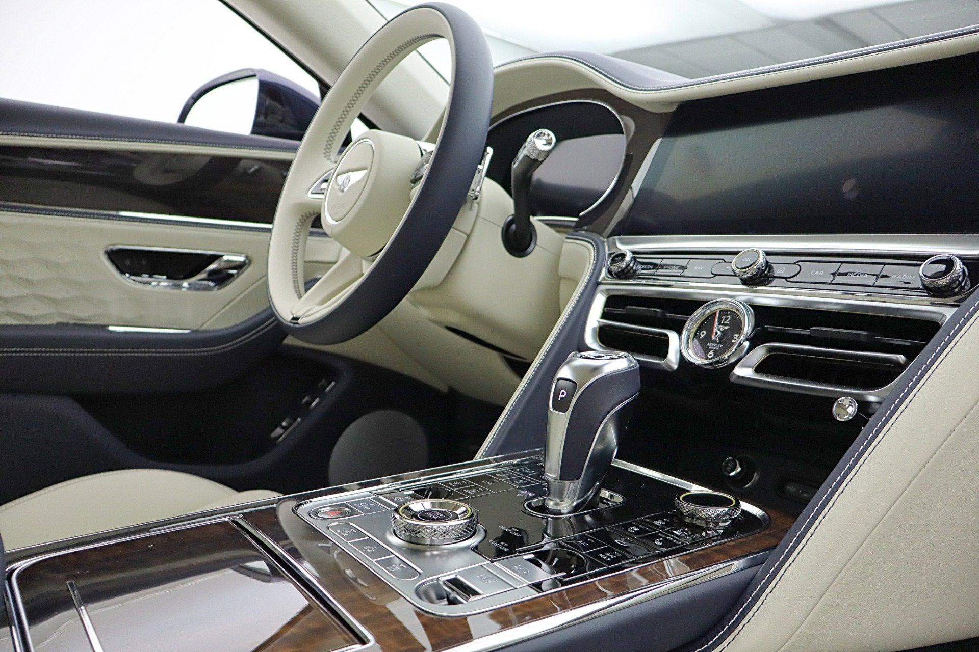 2025 Bentley Flying Spur Speed V8 Hybrid/LEASE OPTIONS AVAILABLE