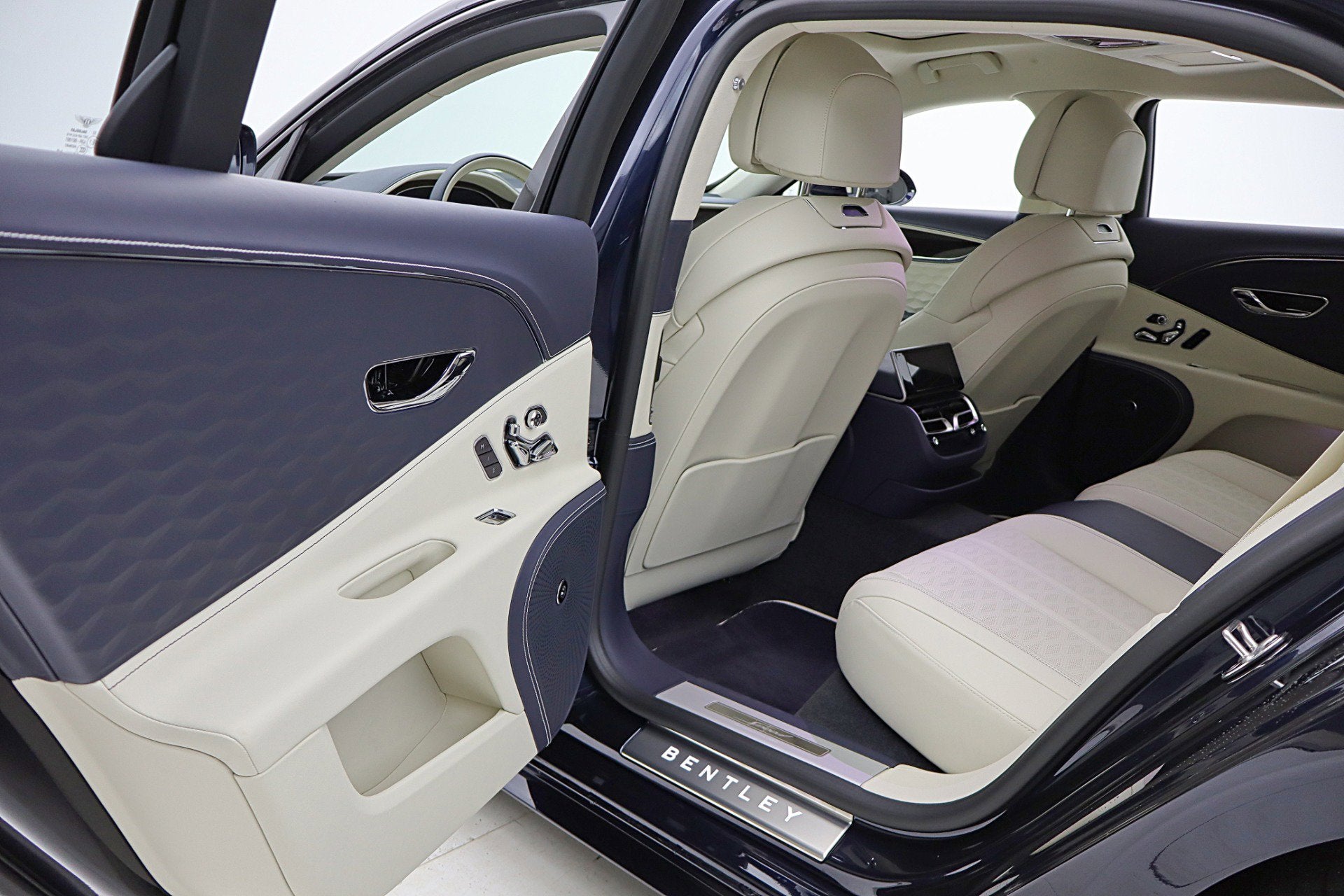 2025 Bentley Flying Spur Speed V8 Hybrid/LEASE OPTIONS AVAILABLE