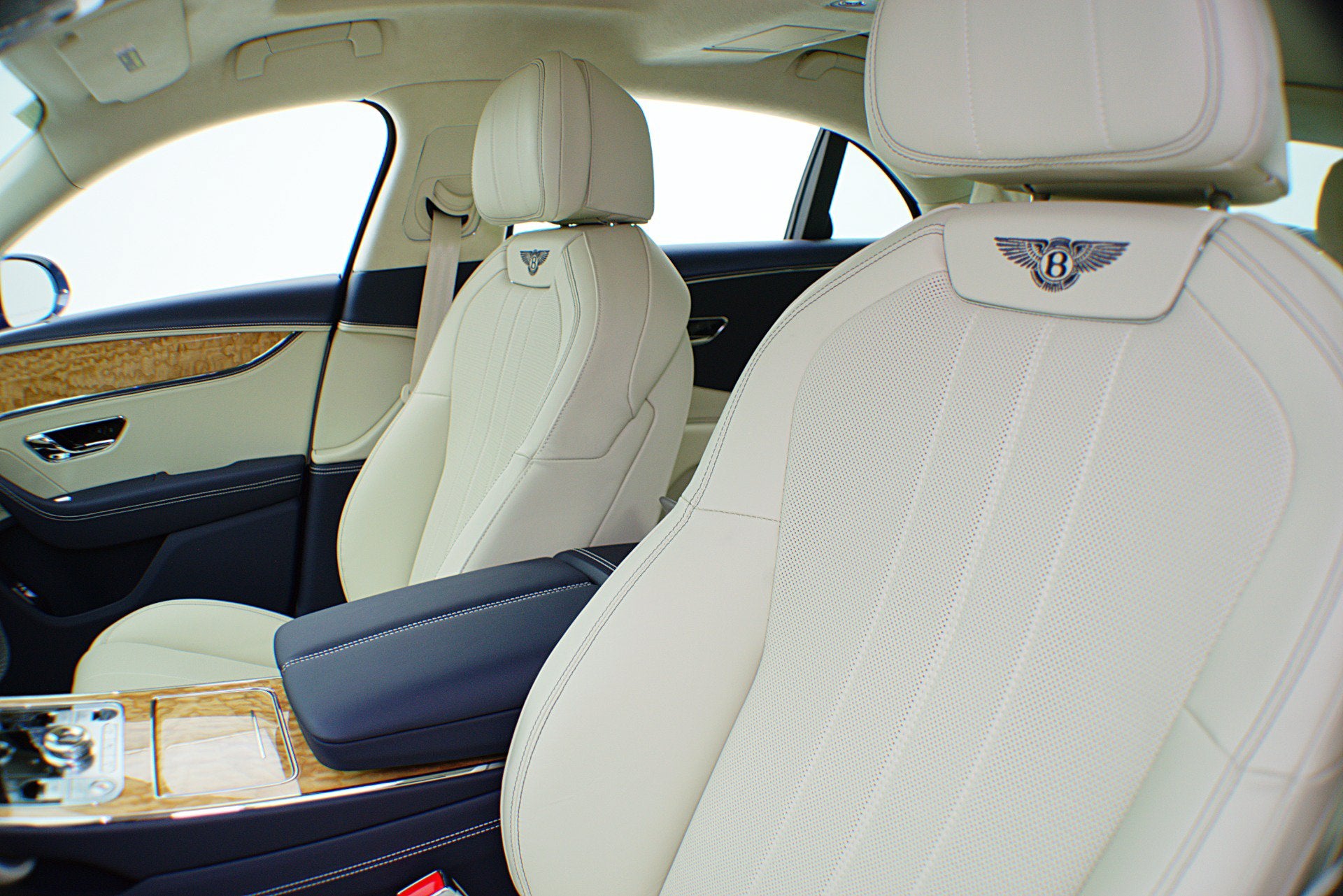 2022 Bentley Flying Spur Hybrid