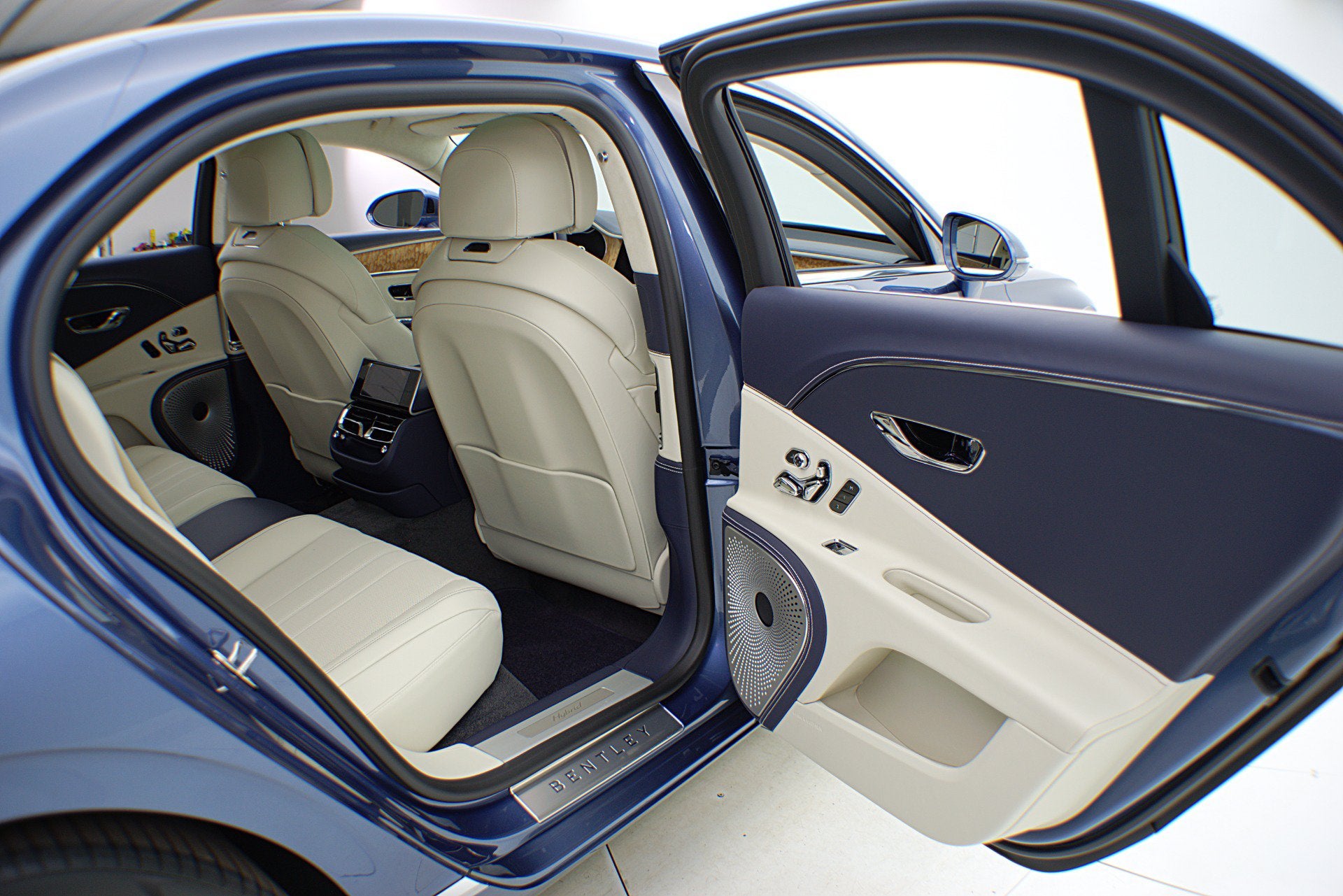 2022 Bentley Flying Spur Hybrid