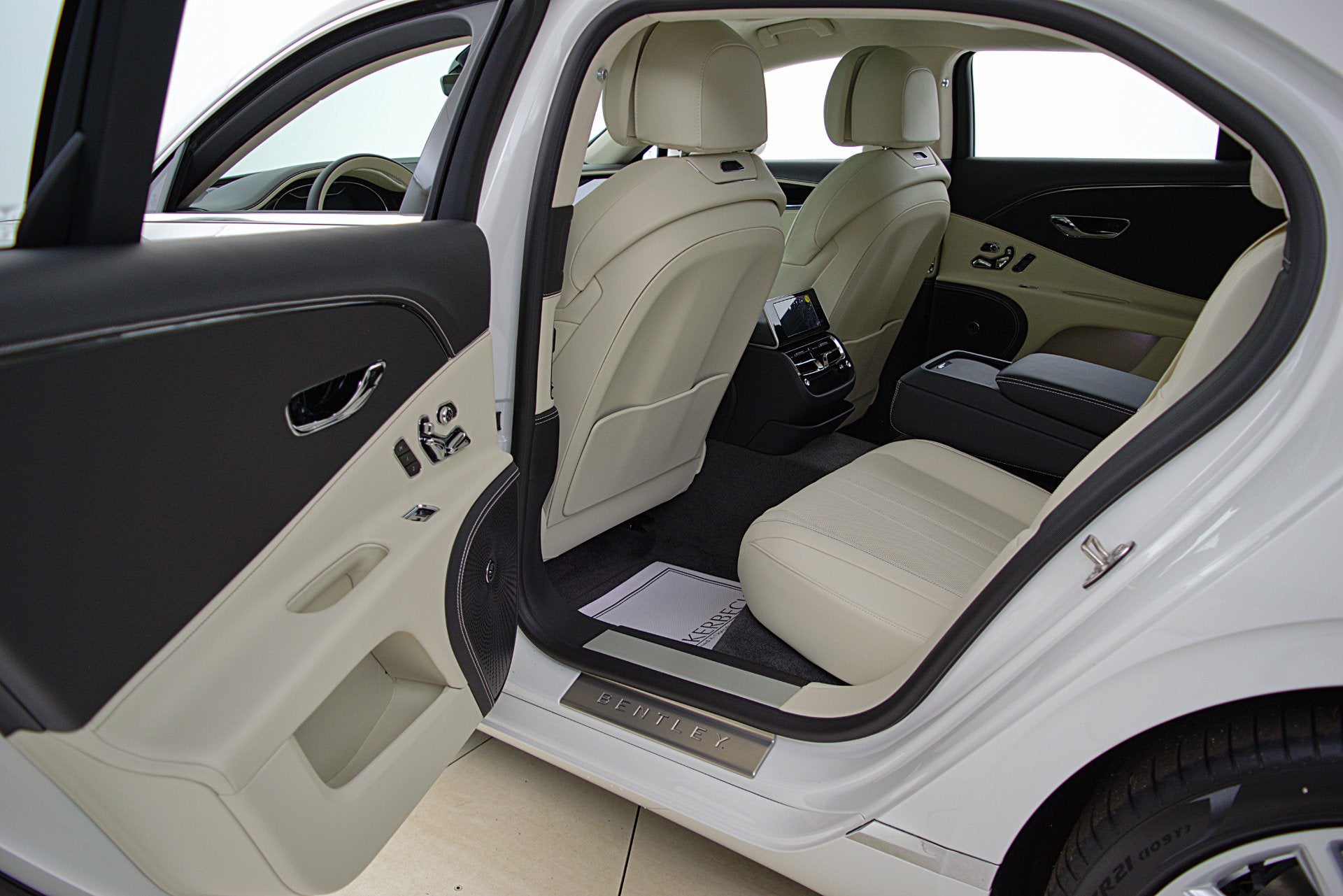 2023 Bentley Flying Spur Hybrid V6/LEASE OPTIONS AVAILABLE