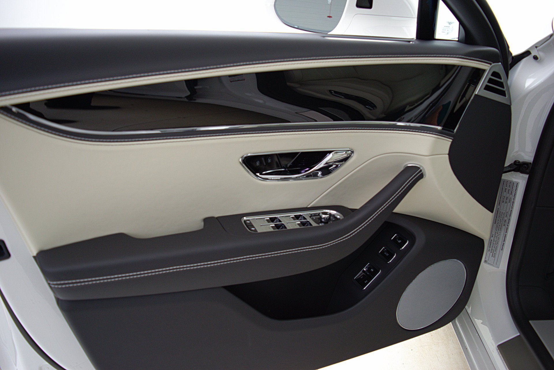 2023 Bentley Flying Spur Hybrid V6/LEASE OPTIONS AVAILABLE