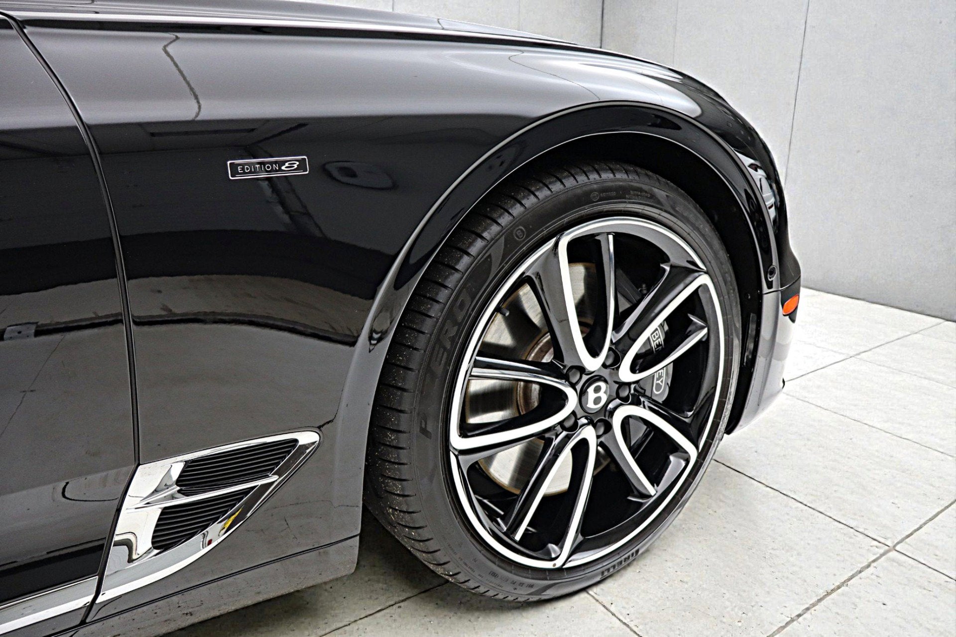 2024 Bentley Continental GT V8/LEASE OPTION AVAILABLE