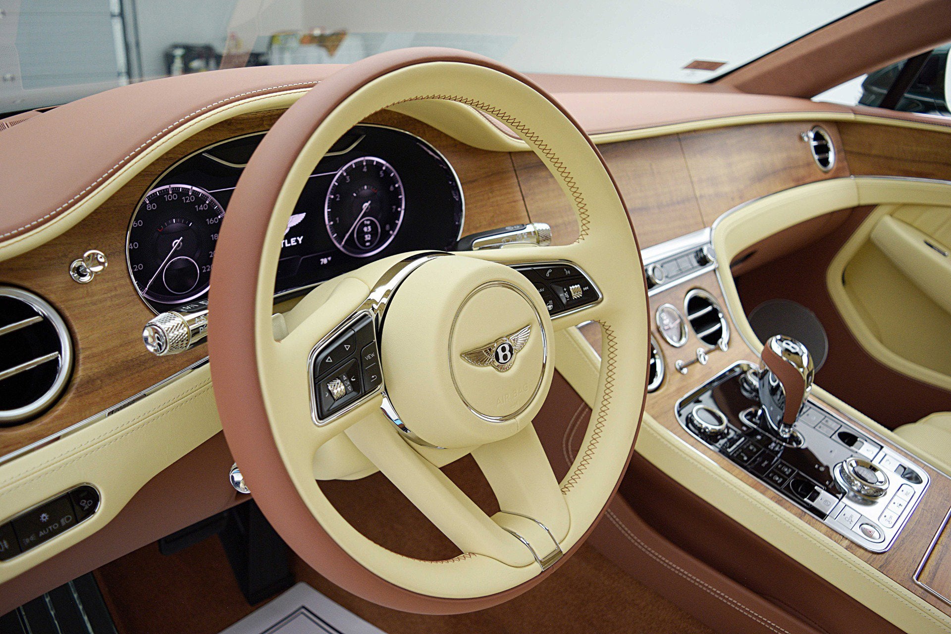 2024 Bentley Continental Edition 8/LEASE OPTIONS AVAILABLE